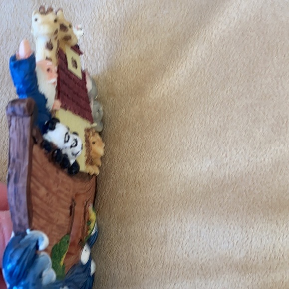 Noah’s Ark Light Switch Cover and Picture Frame - Picture 7 of 14